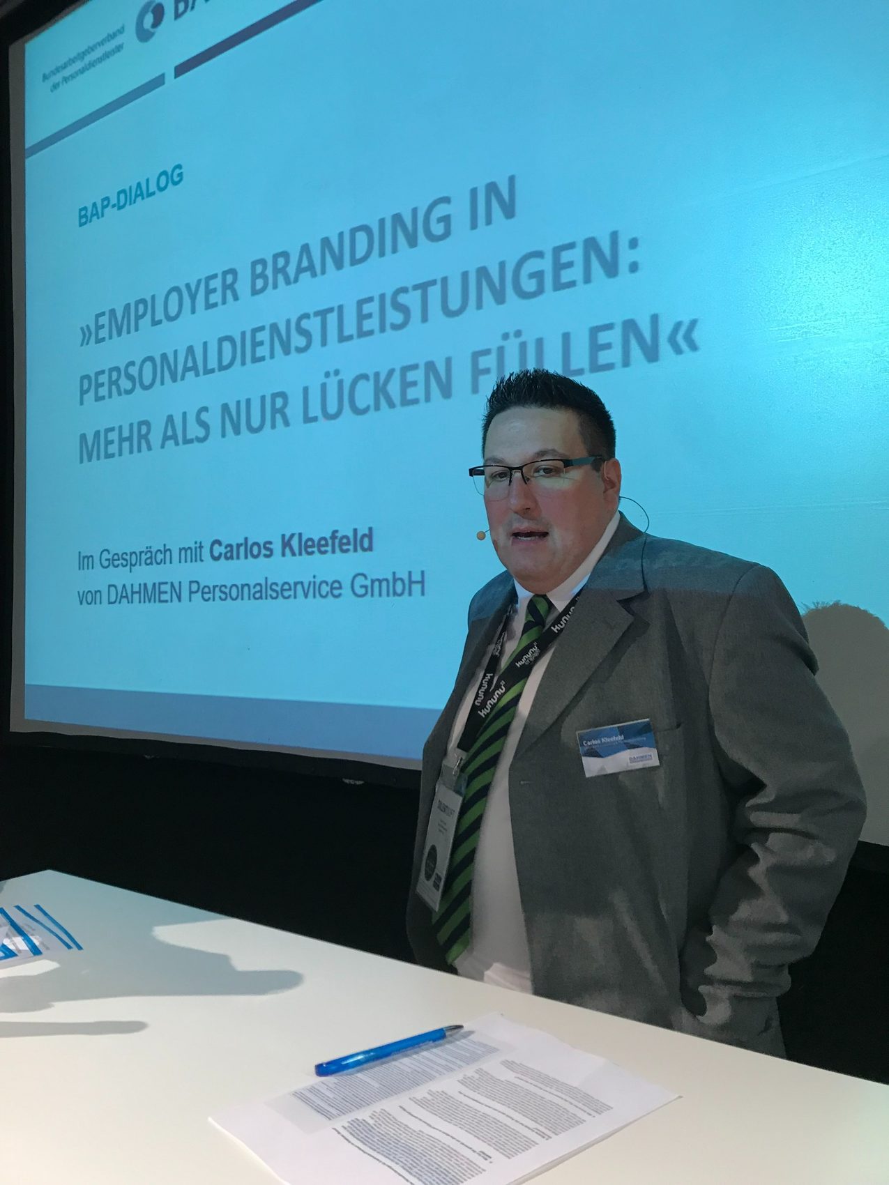 Carlos Kleefeld bei einem Fachdialog zu Employer Branding